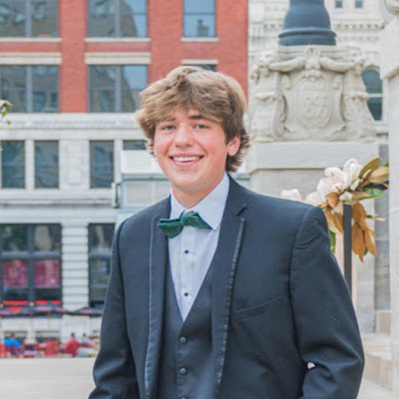 Meet your Posher, Andrew - Picture 1 of 1